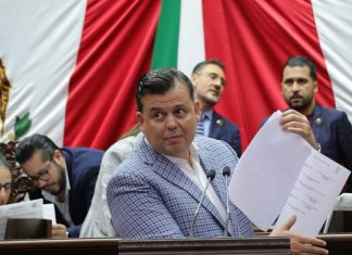 Memo Valencia, el único diputado que votó contra el abusivo aumento al presupuesto del Congreso